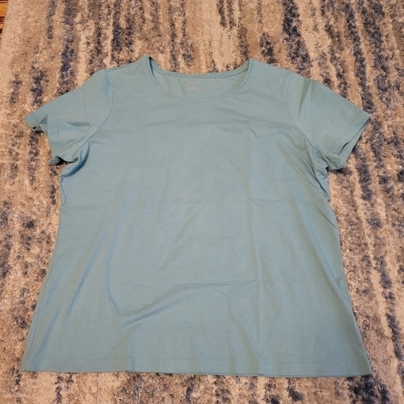 CHRISTOPHER & Banks tshirt size XL - Picture 1 of 4
